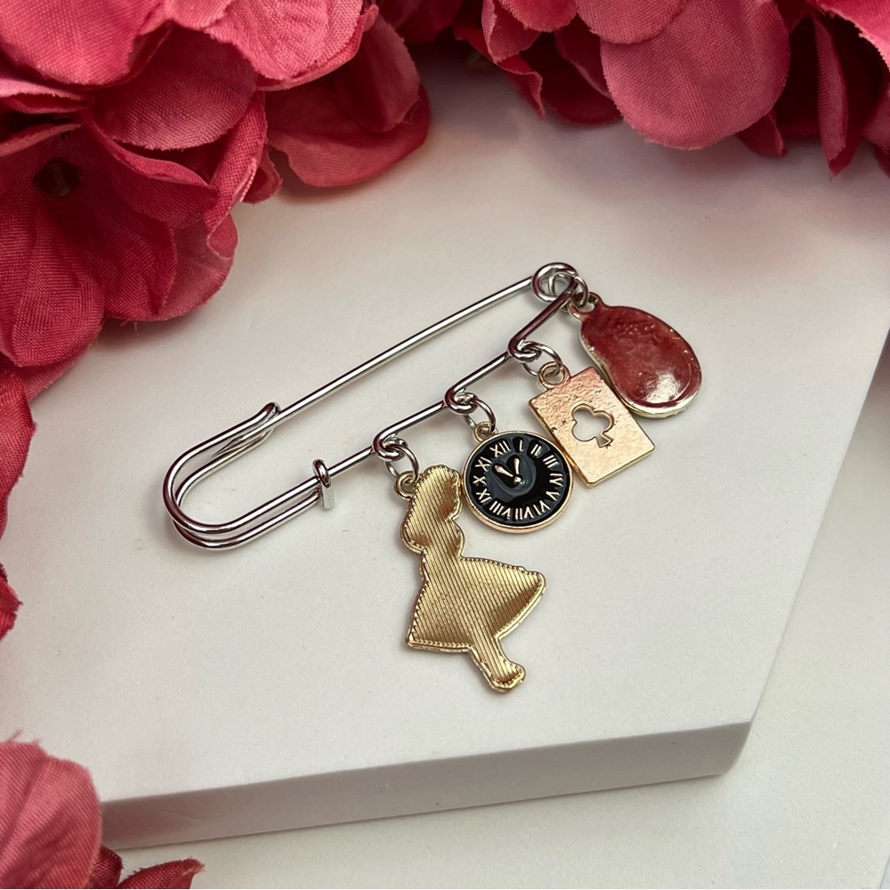 Alice in Wonderland Black & Silver Lapel Pin Brooch - Picture 9 of 14